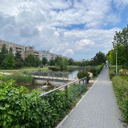 Orientalny Apartment Варшава Екстериор снимка