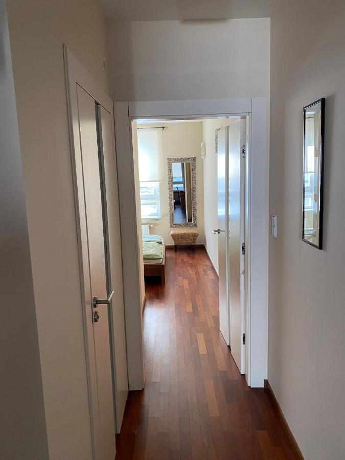 Orientalny Apartment Варшава Екстериор снимка