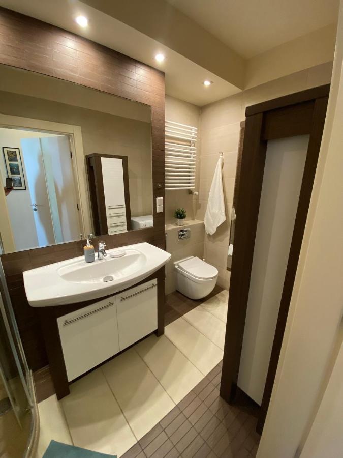 Orientalny Apartment Варшава Екстериор снимка