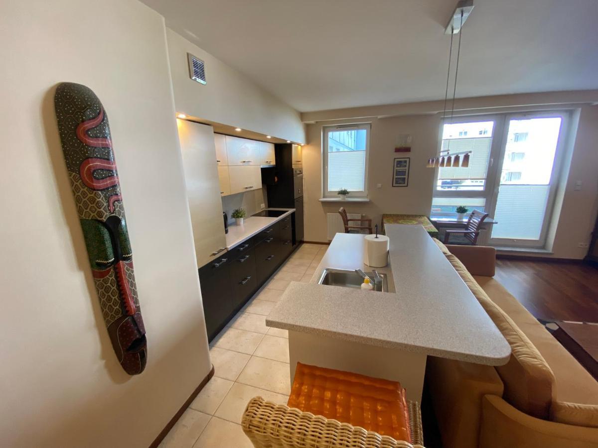 Orientalny Apartment Варшава Екстериор снимка
