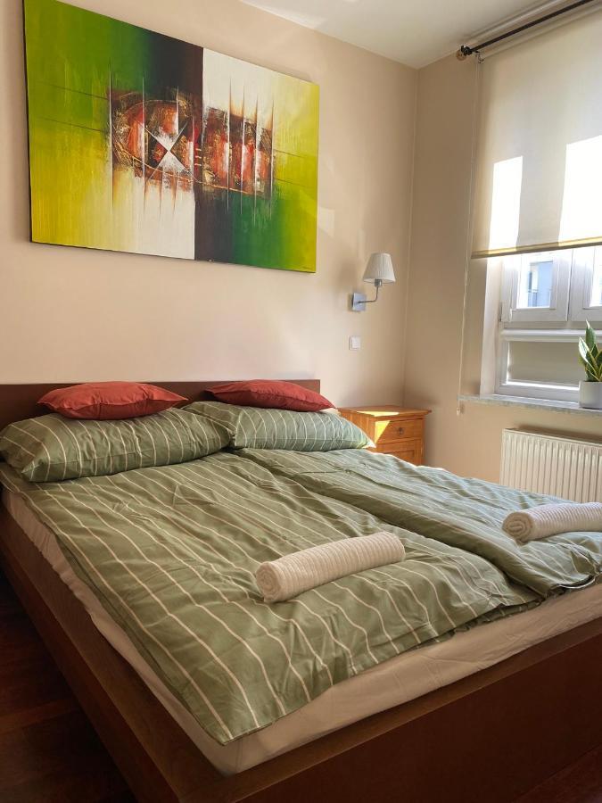 Orientalny Apartment Варшава Екстериор снимка