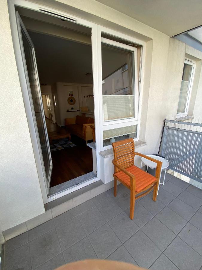 Orientalny Apartment Варшава Екстериор снимка